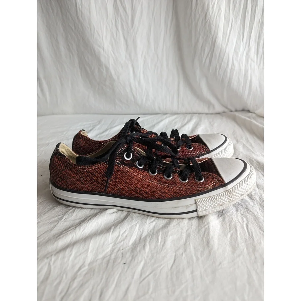 Converse - Red Knitted Pump